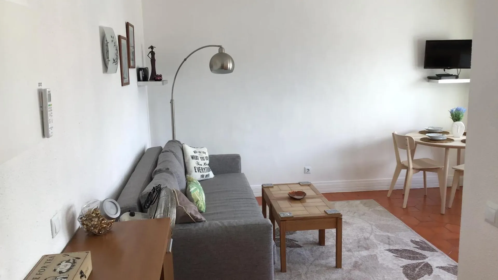 Old Town, Bay View Apartment 알부페이라 0*,  포르투갈